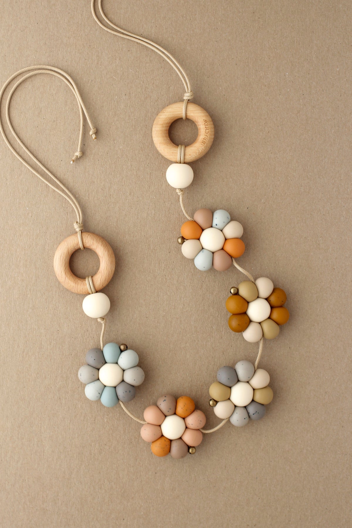littleCHEW Pram Garland - Daisy | Autumn