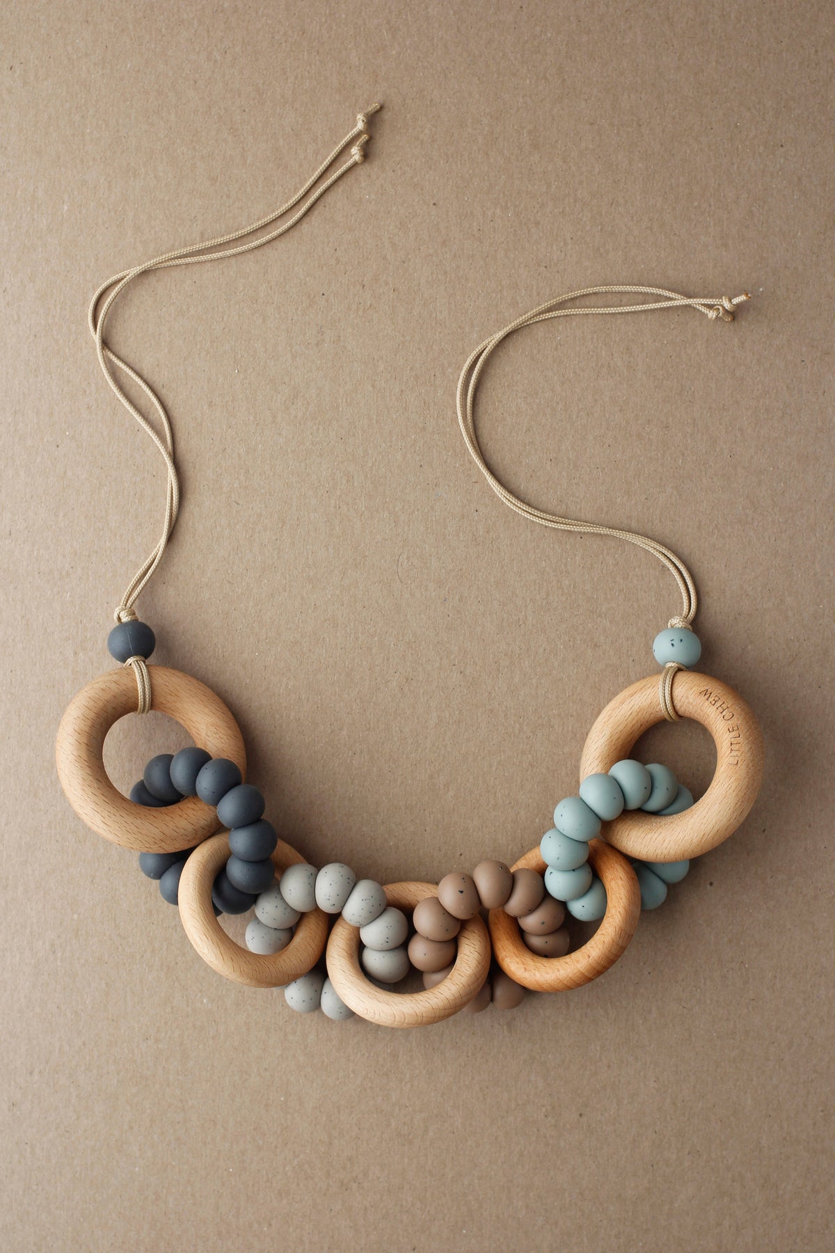 littleCHEW Pram Garland - Kyle | Cloudy
