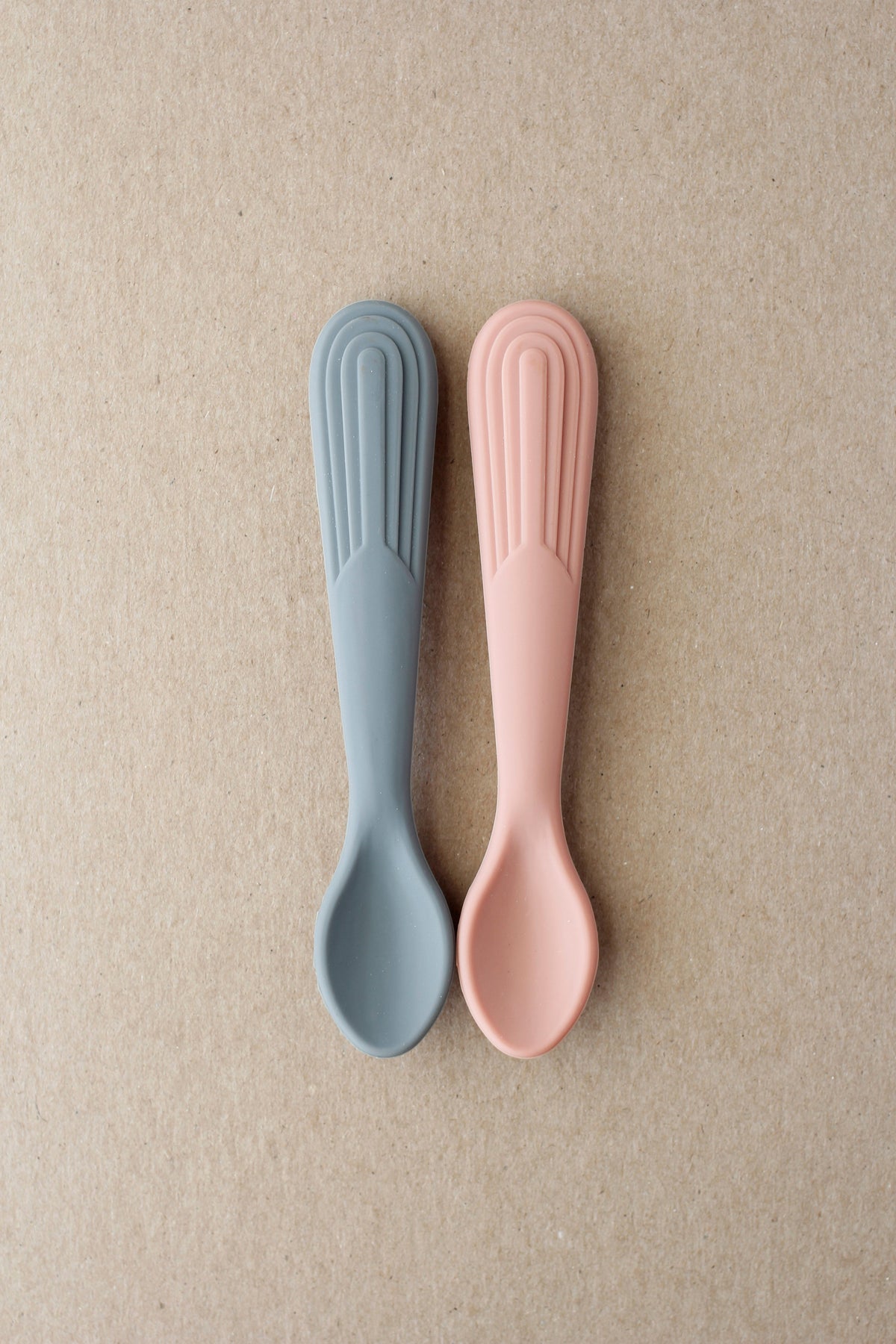 littleCHEW Rainbow Silicone Spoon - Dim Grey | Cameo