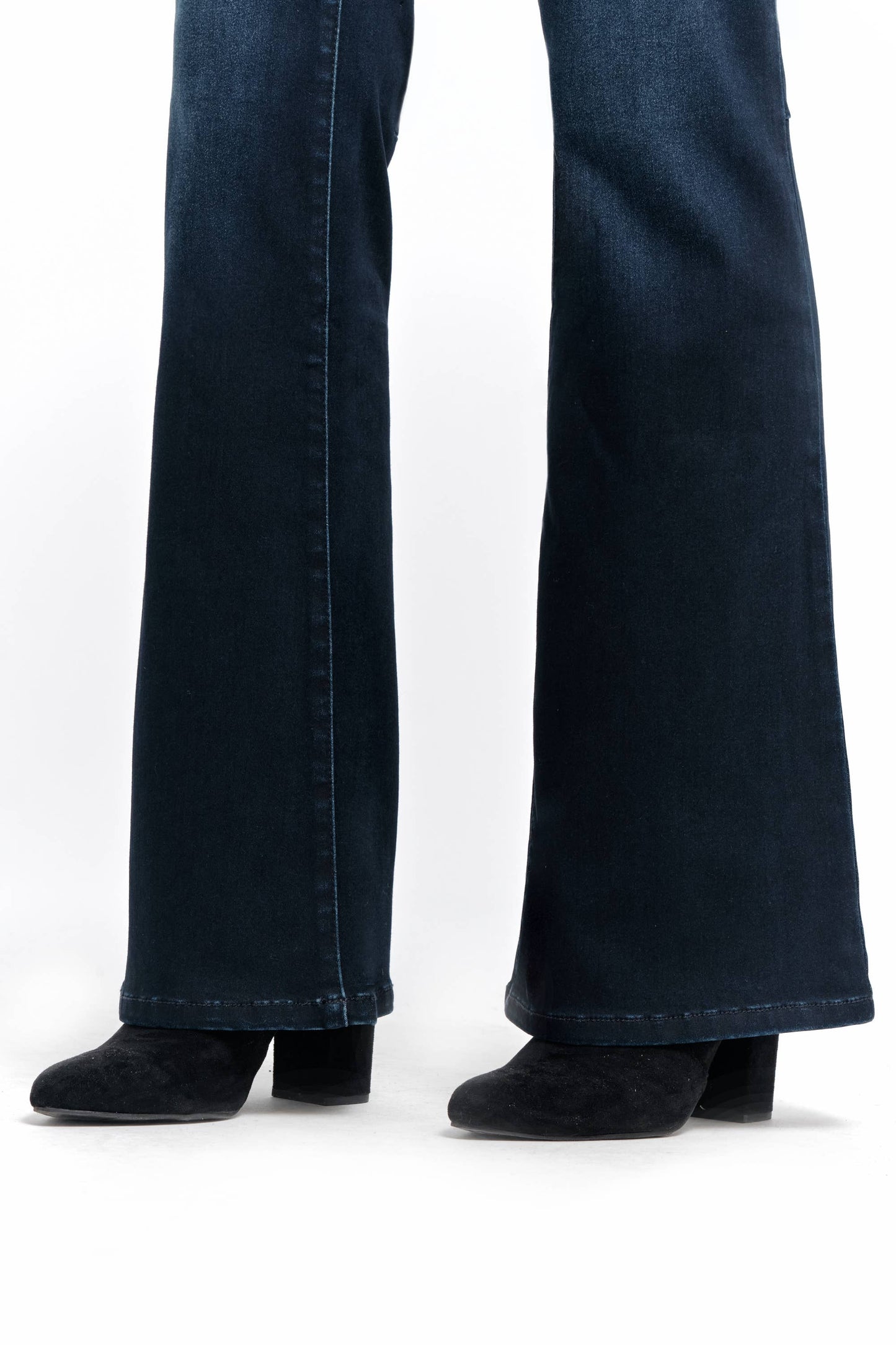 Maternity 33" Better Butter Slim Boot Jean in Yanique - Delilah's Maternity