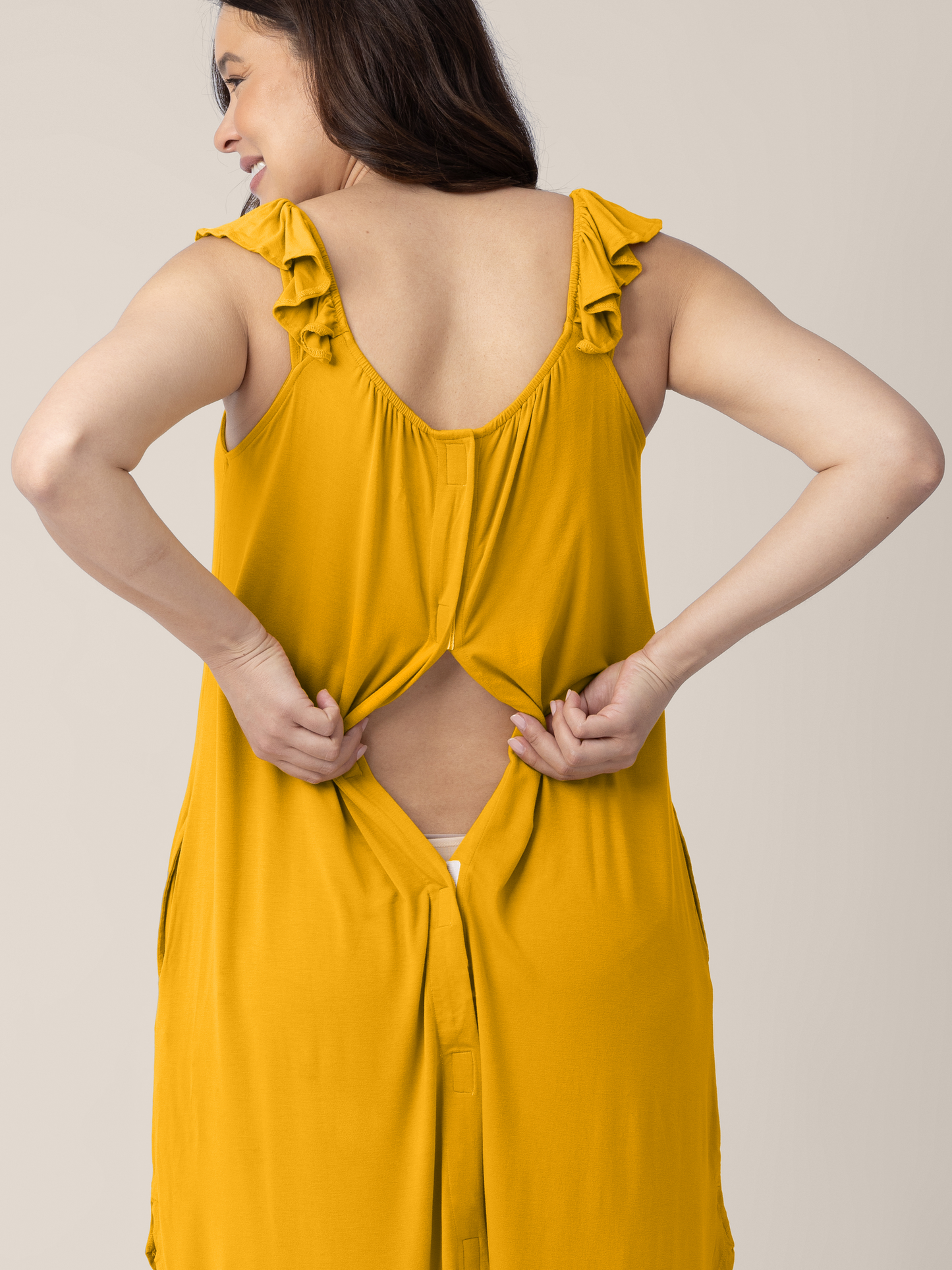 Kindred Bravely Ruffle Strap Labor & Delivery Gown Honey - Hospital & Nursing Gown