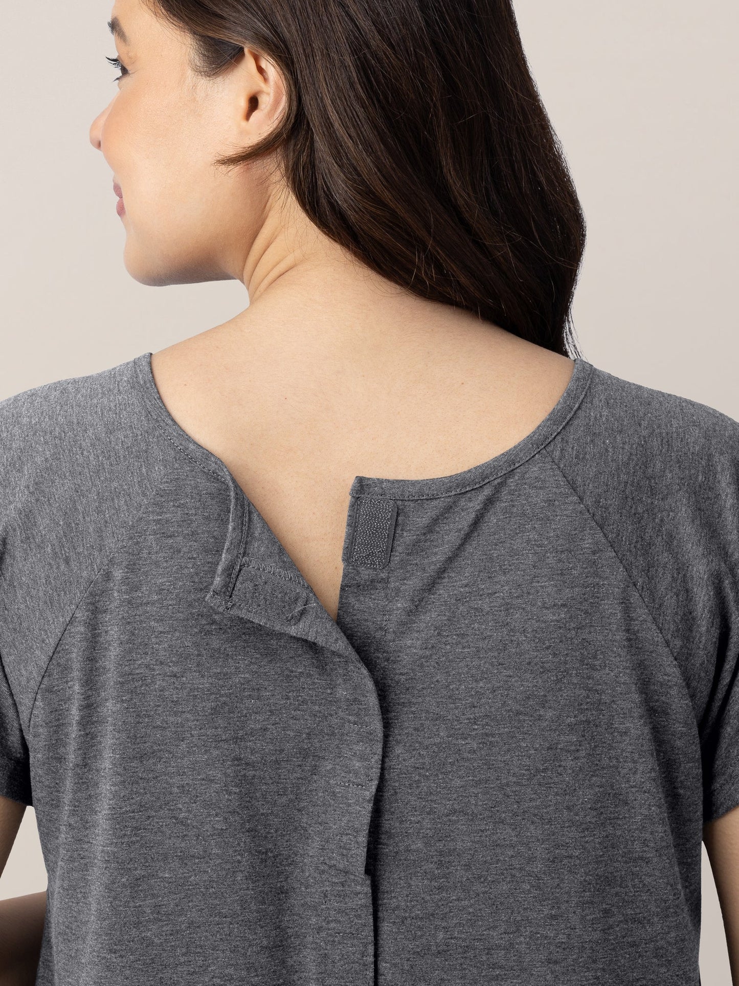 Kindred Bravely Universal Labor & Delivery Gown Grey Heather