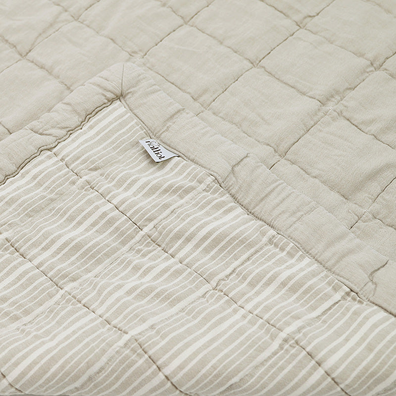 Nattiot Anna Sable Lave Reversible Baby Blanket