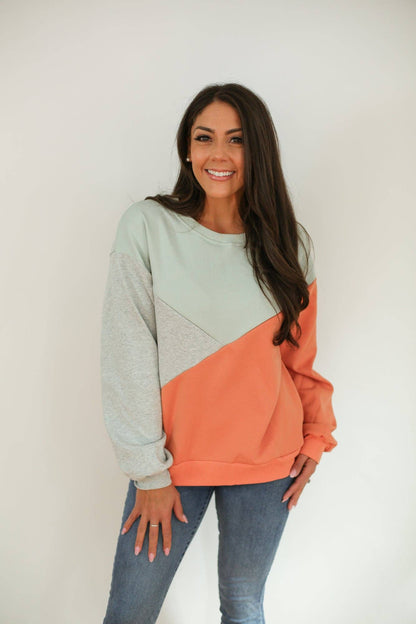 Crewneck Diagonal Zip Breastfeeding Sweatshirt