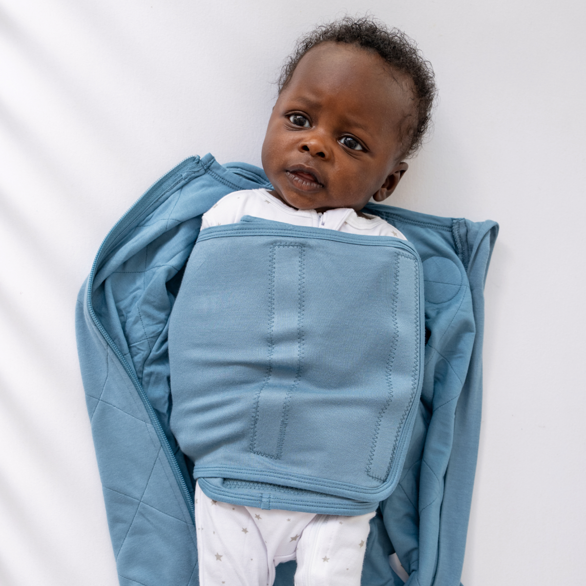 Dreamland Baby Bamboo Classic Swaddle (Non-weighted)