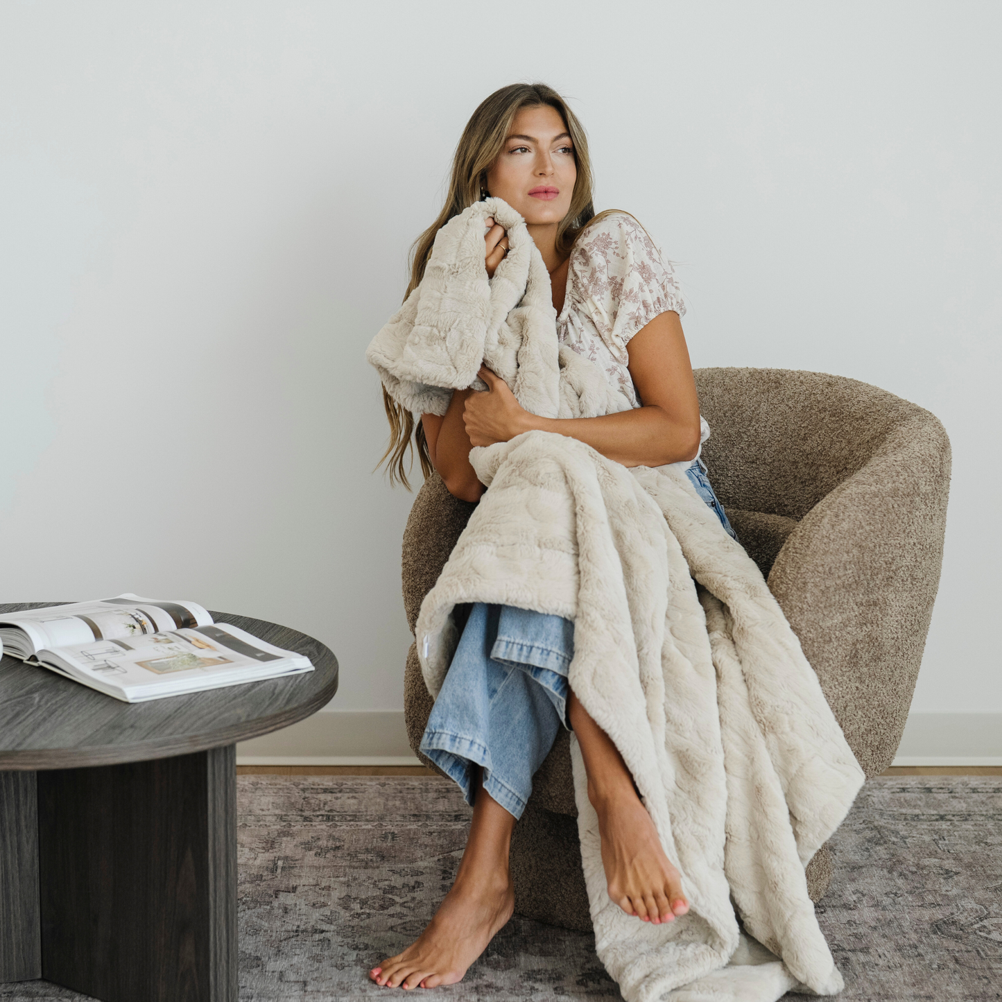 Saranoni Patterned Faux Fur XL Throw Blankets