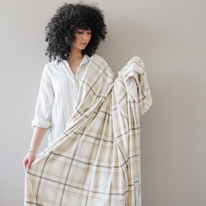 Saranoni Minky Stretch XL Throw Blankets