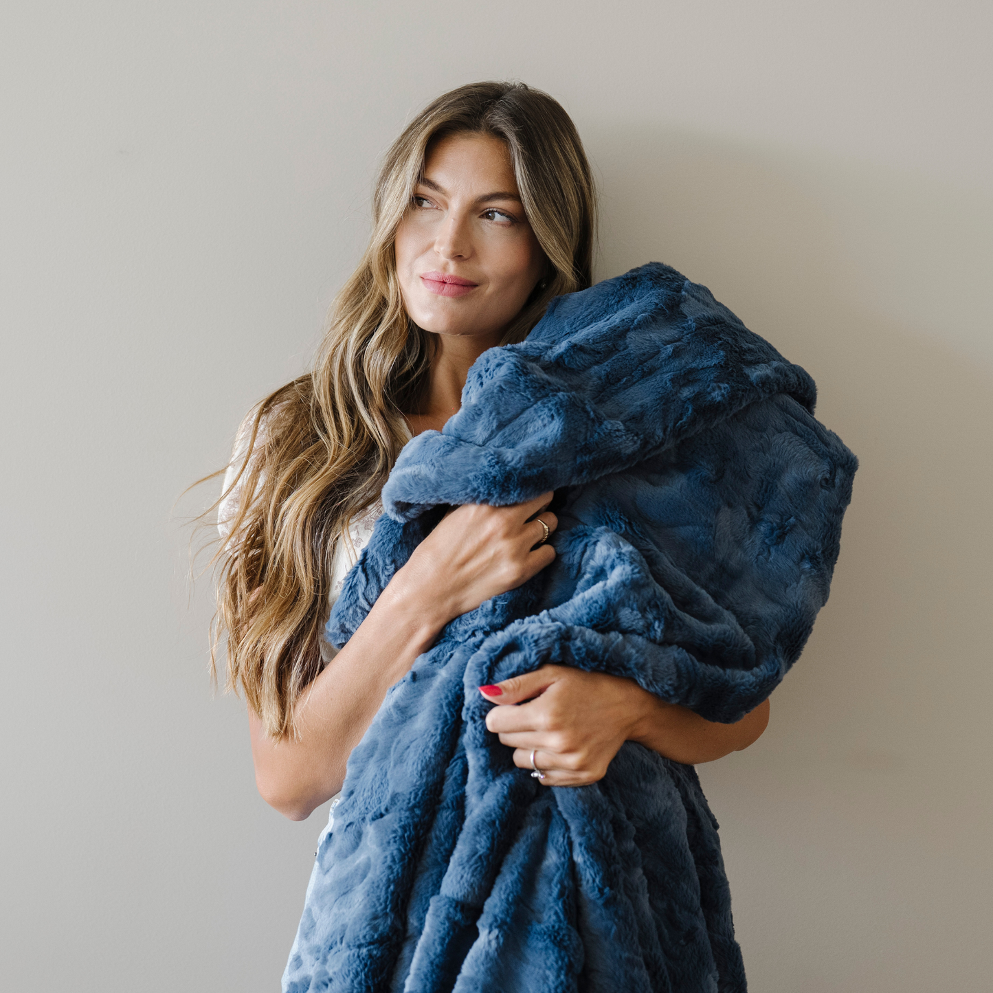 Saranoni Patterned Faux Fur XL Throw Blankets