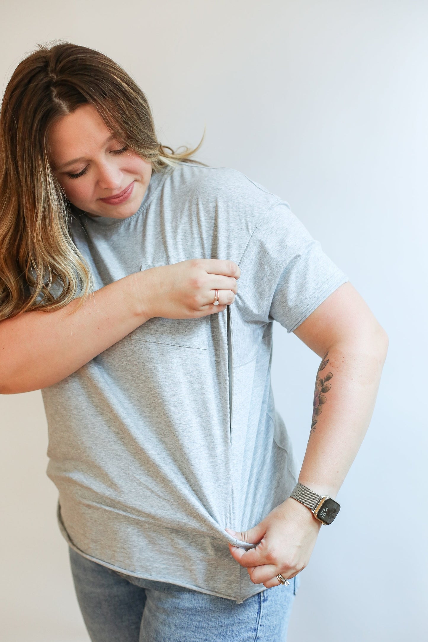 Movemama Relaxed Fit Zip Breastfeeding Tee