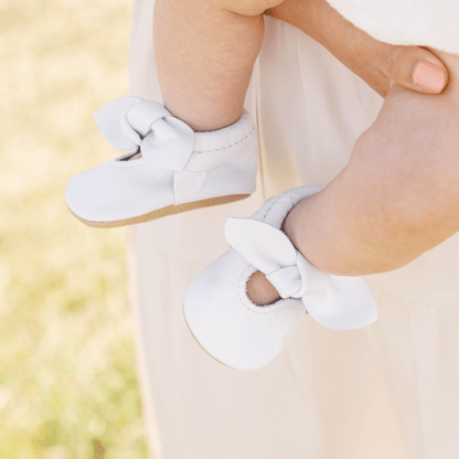 Freshly Picked Toasted Bright White Knotted Bow Baby Shoe