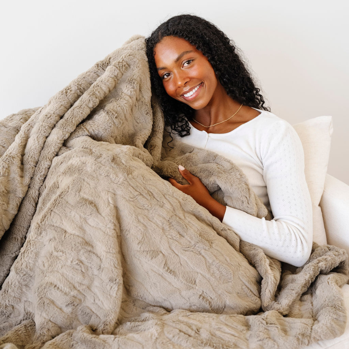 Saranoni Patterned Faux Fur XL Throw Blankets