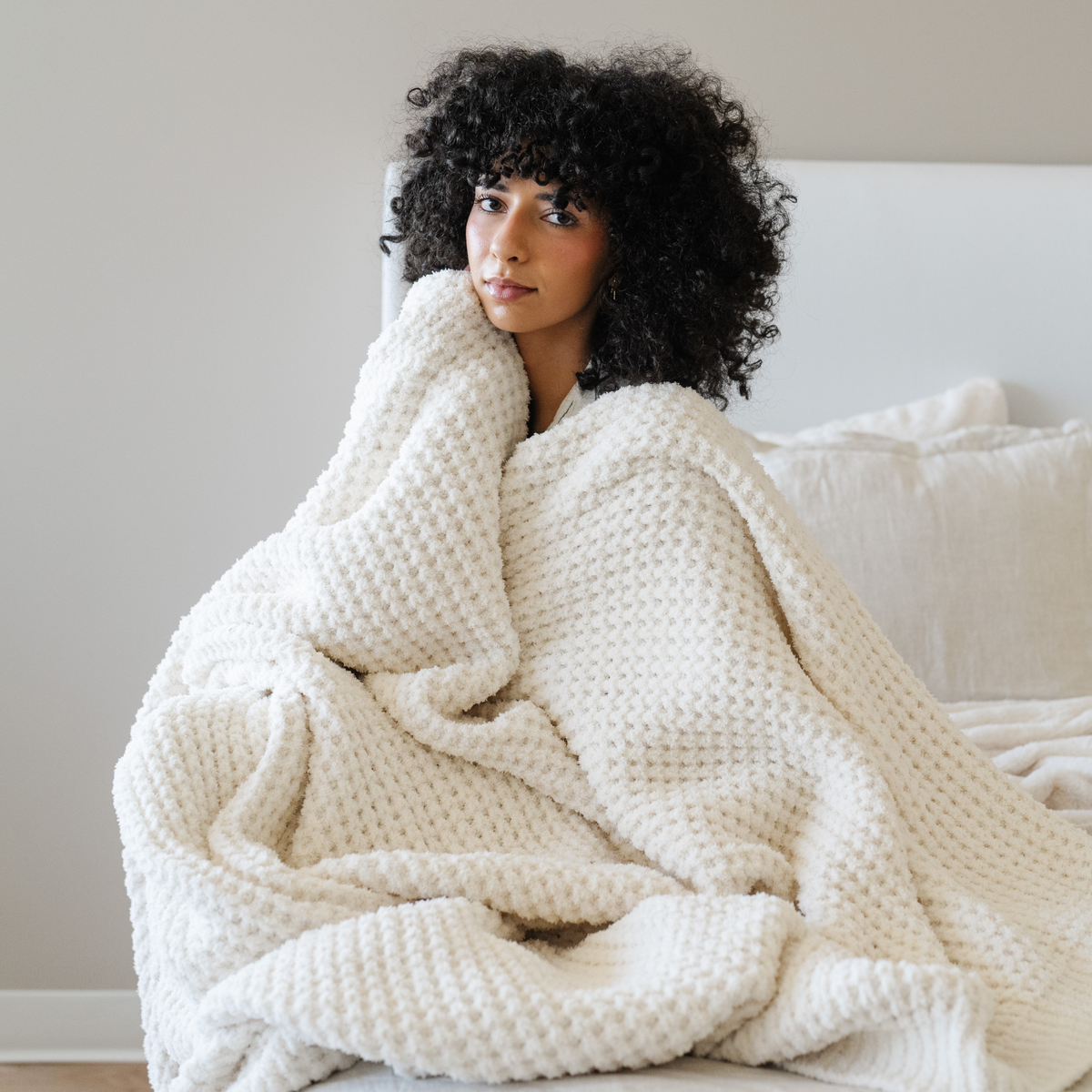 Saranoni Waffle Knit Throw Blankets
