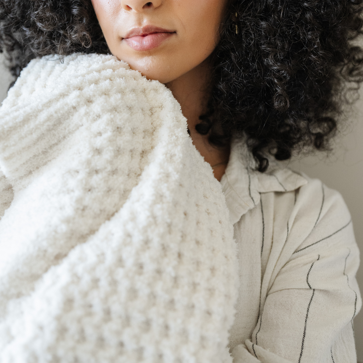 Saranoni Waffle Knit Throw Blankets