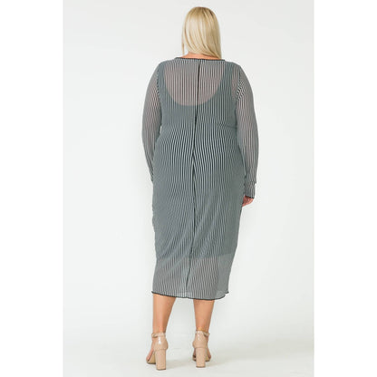 Plus Size Mesh & Solid Midi Dress