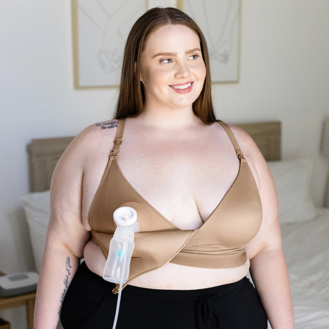 Minimalist Hands-Free Pumping & Nursing Plunge Bra