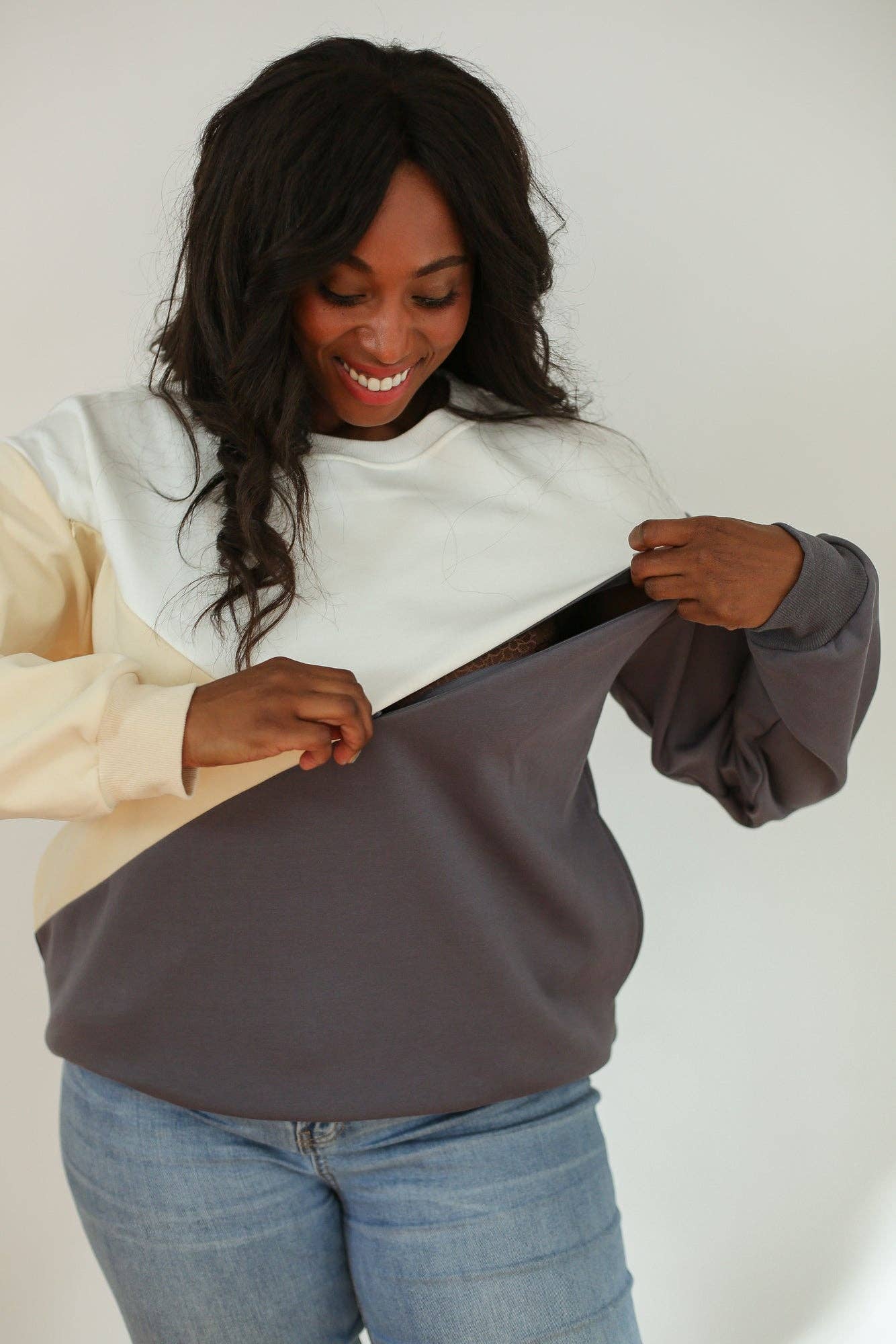 Crewneck Diagonal Zip Breastfeeding Sweatshirt