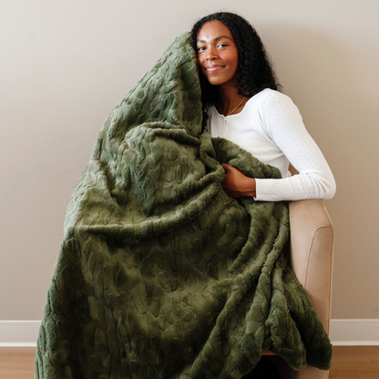 Saranoni Patterned Faux Fur XL Throw Blankets