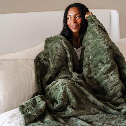 Saranoni Patterned Faux Fur XL Throw Blankets