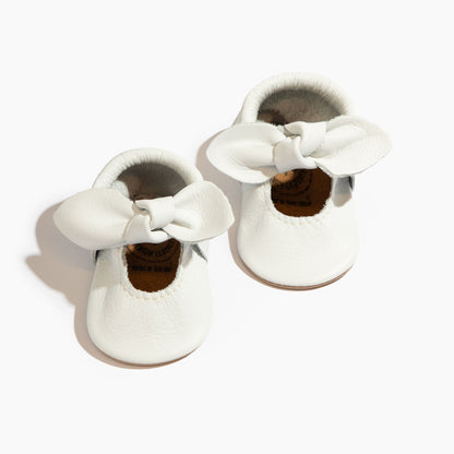 Freshly Picked Toasted Bright White Knotted Bow Baby Shoe