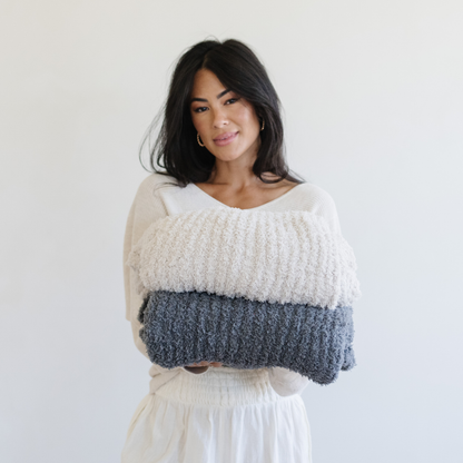 Saranoni Ribbed Bamboni® Throw Blankets