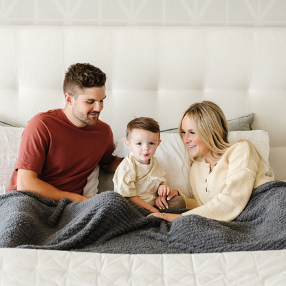 Saranoni Ribbed Bamboni® Throw Blankets