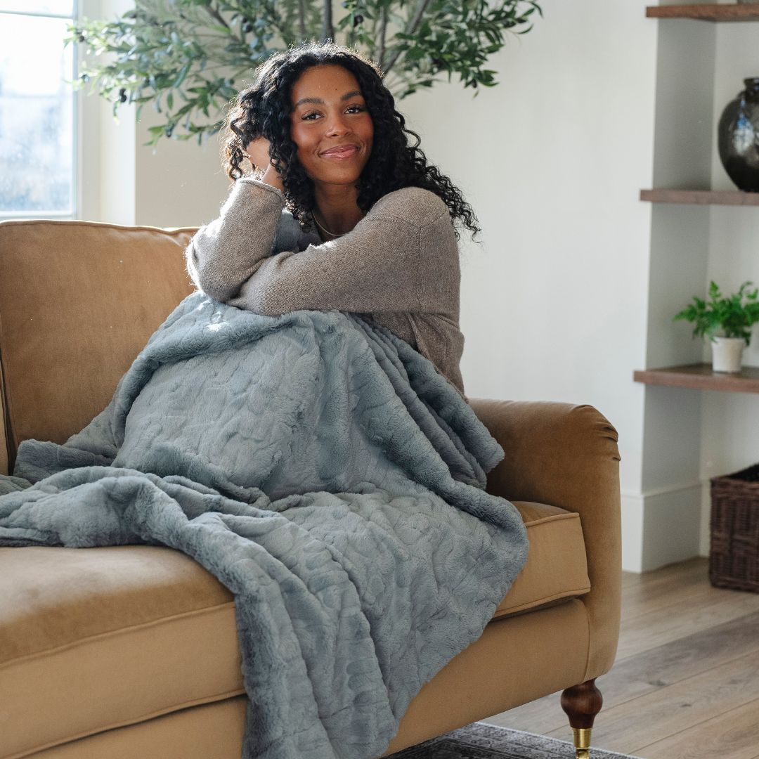 Saranoni Patterned Faux Fur XL Throw Blankets
