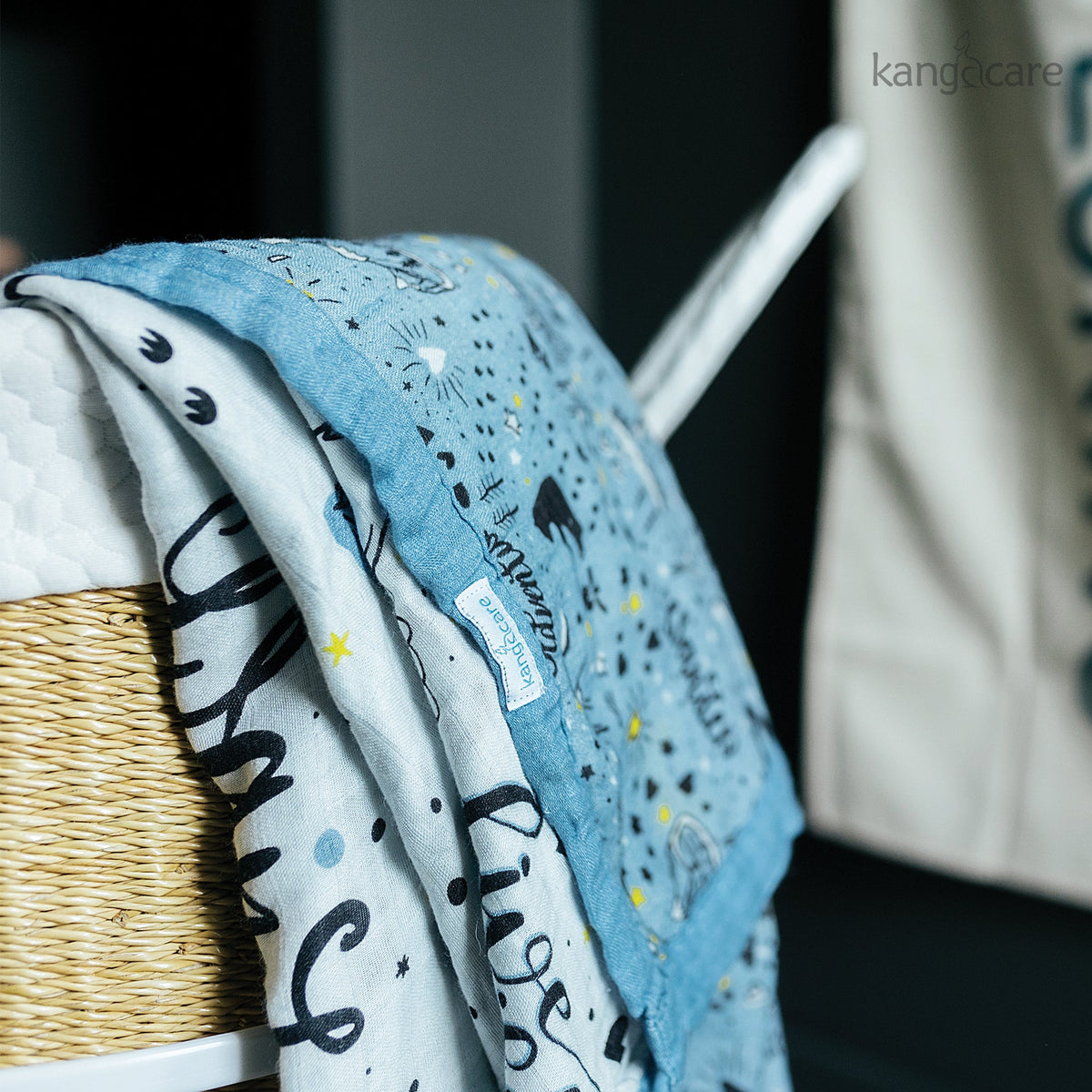 Kanga Care Bamboo Muslin Blanket - Baby: Wander (Reversible)