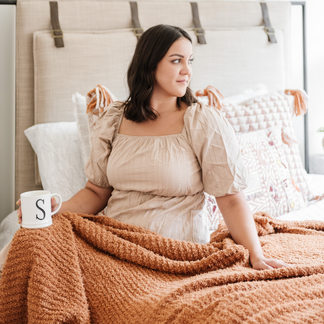 Saranoni Ribbed Bamboni® Throw Blankets