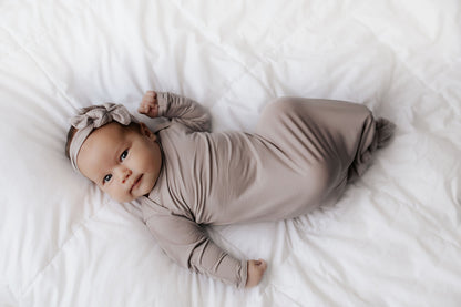 Three Little Tots Harbor Mist Knotted Headband (Taupe)