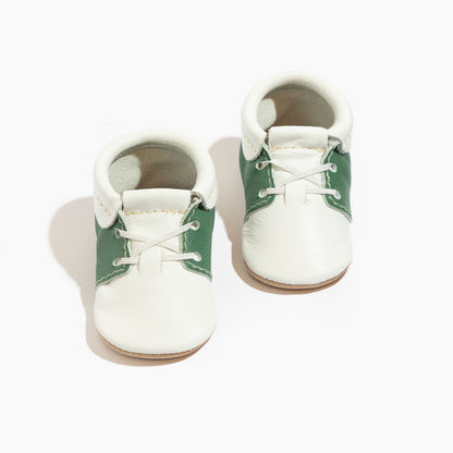 Freshly Picked Hole-in-One Oxford Baby Shoe
