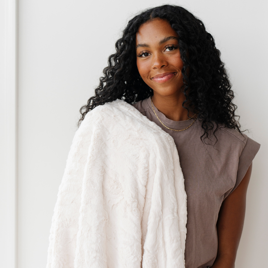 Saranoni Patterned Faux Fur XL Throw Blankets