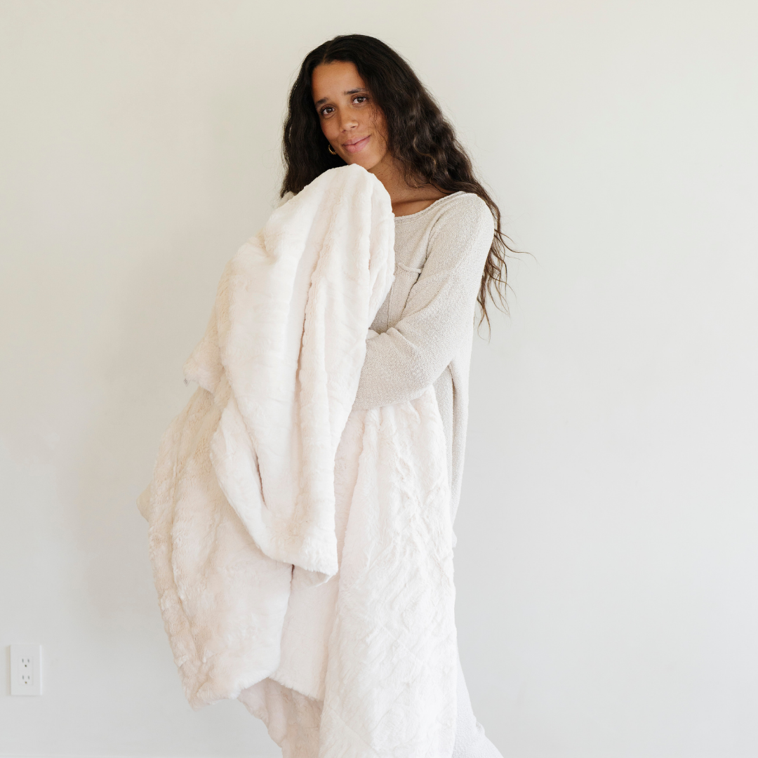 Saranoni Patterned Faux Fur XL Throw Blankets