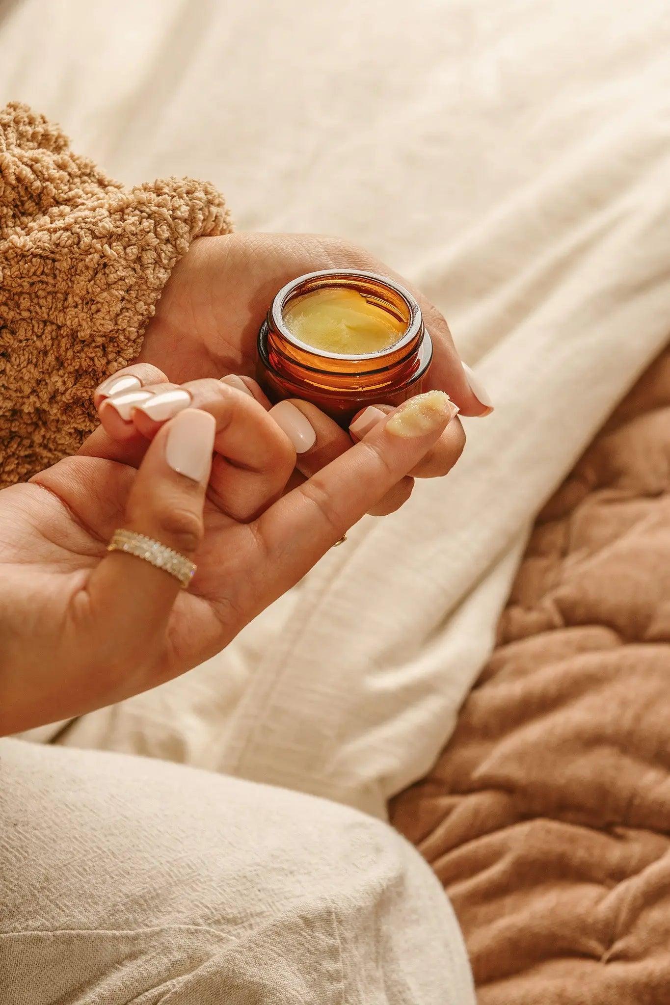 Le Lolo Beyond Balm | Organic Nipple Balm