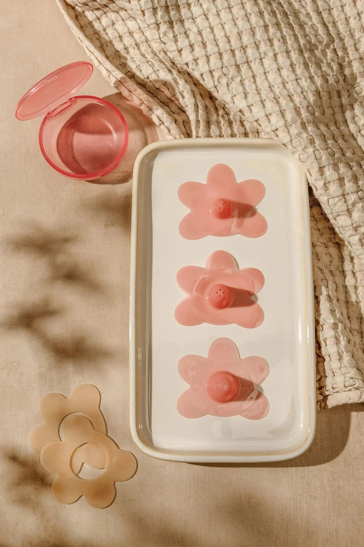 Le Lolo "The Perfect Fit Kit" Nipple Shield Set