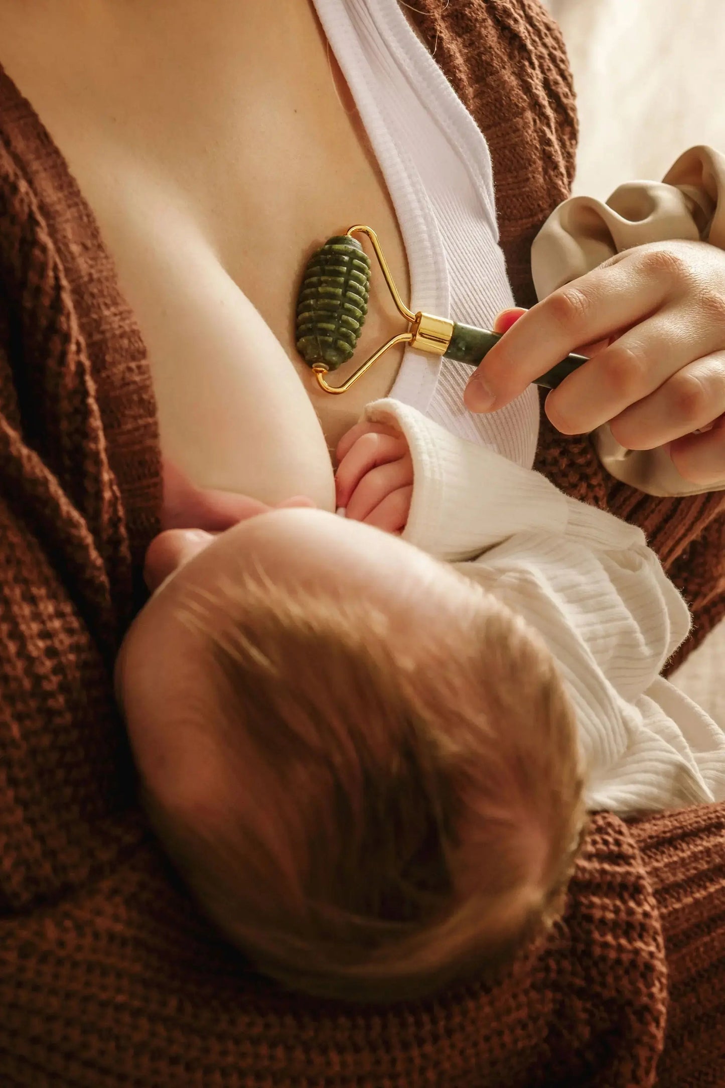 Le Lolo Lactation Jade Roller