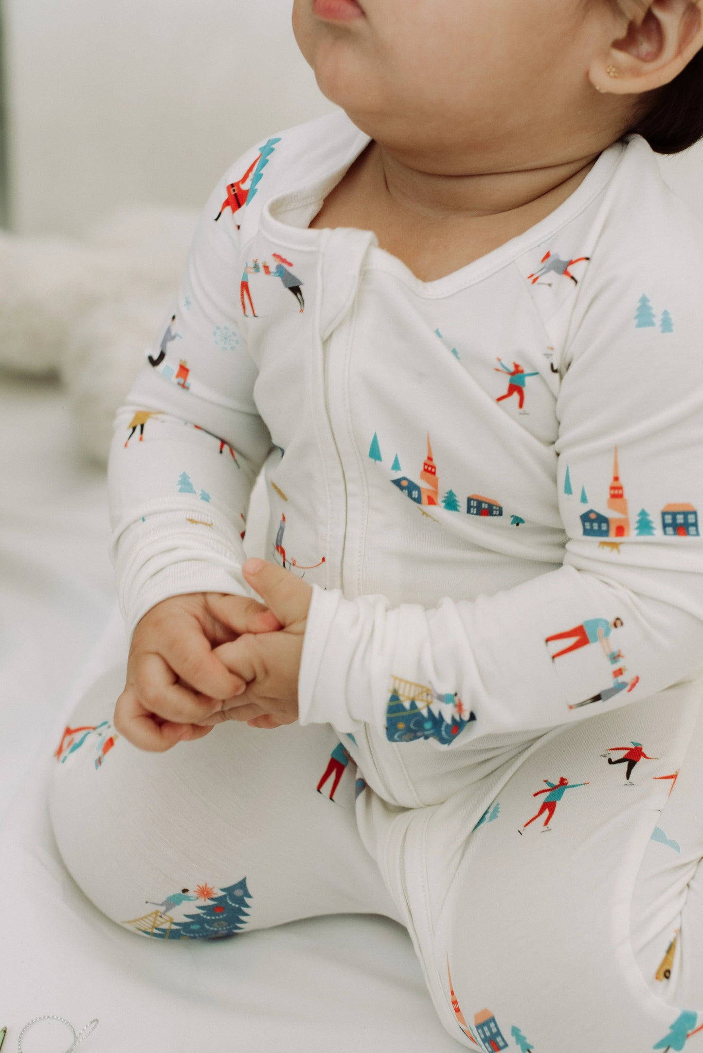 LURE Peek-a-Boo Baby Sleeper Winter Whispers