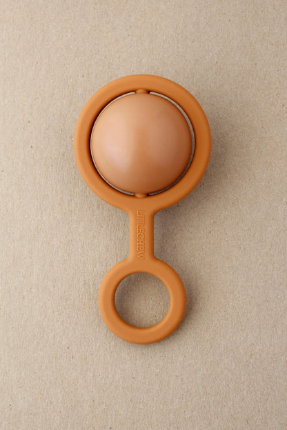 littleCHEW Rattle Toy - Ora | Brick