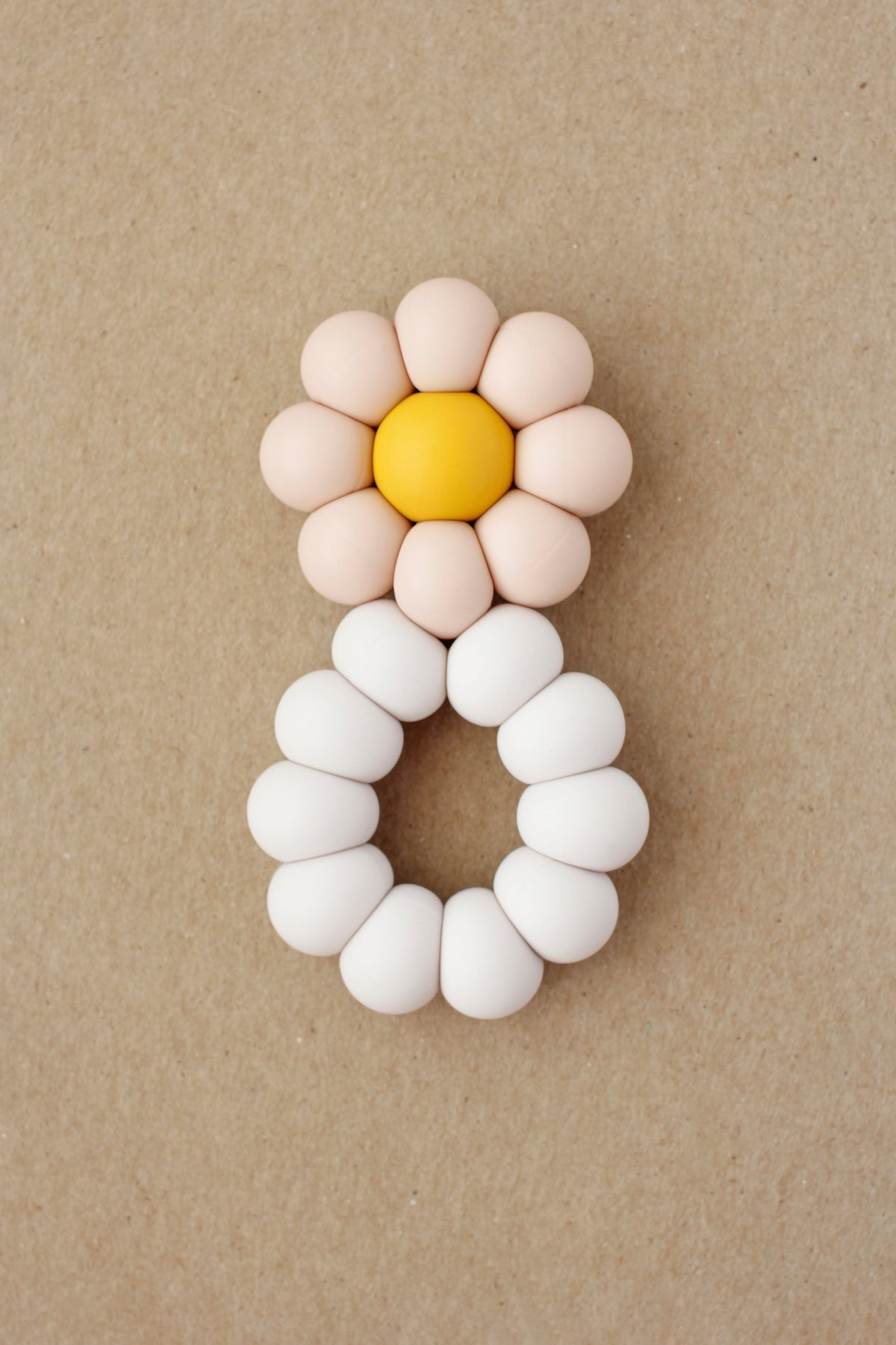 littleCHEW Freezer Teether - Chamomile | Ivory Blush