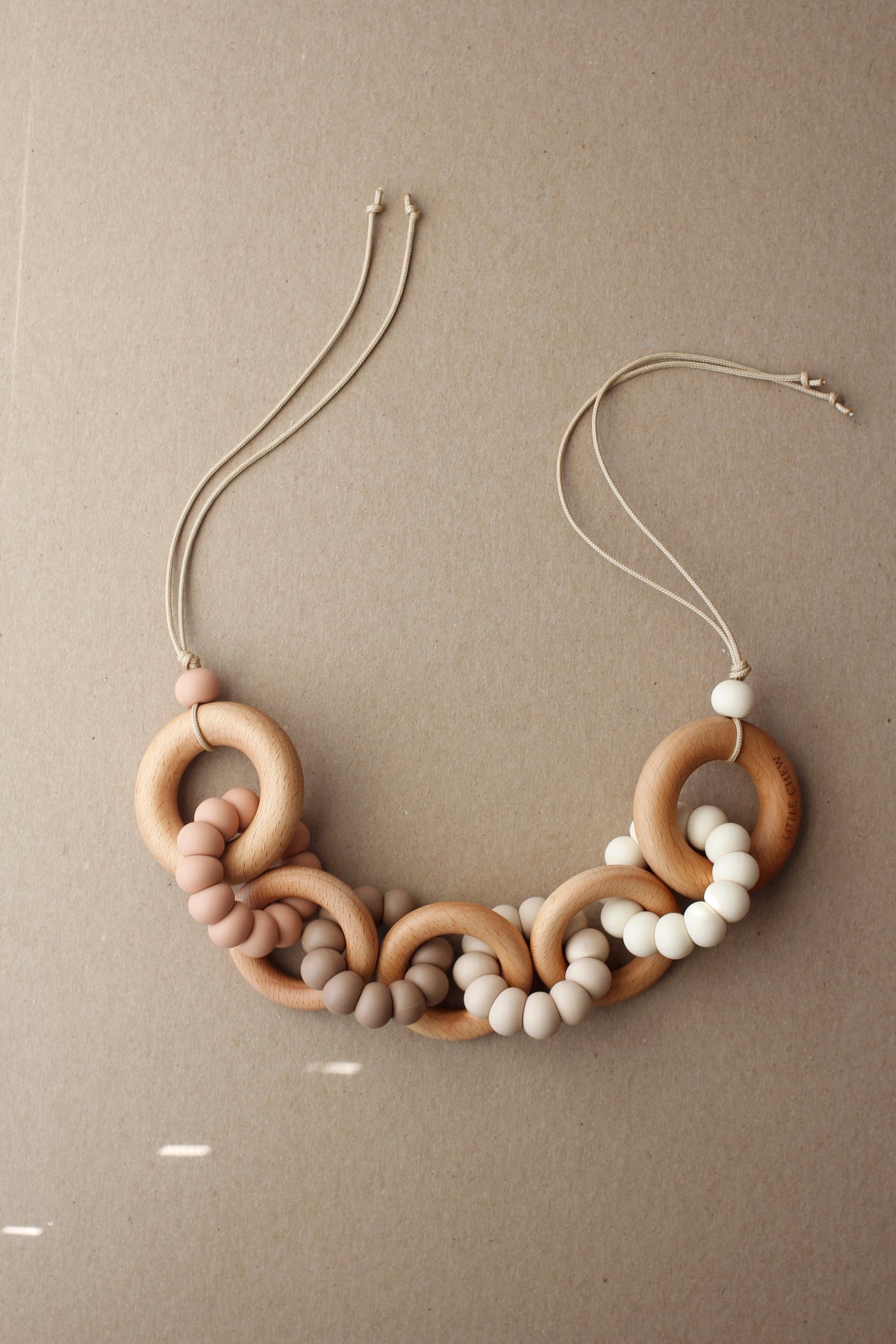 littleCHEW Pram Garland - Kyle | Dusty