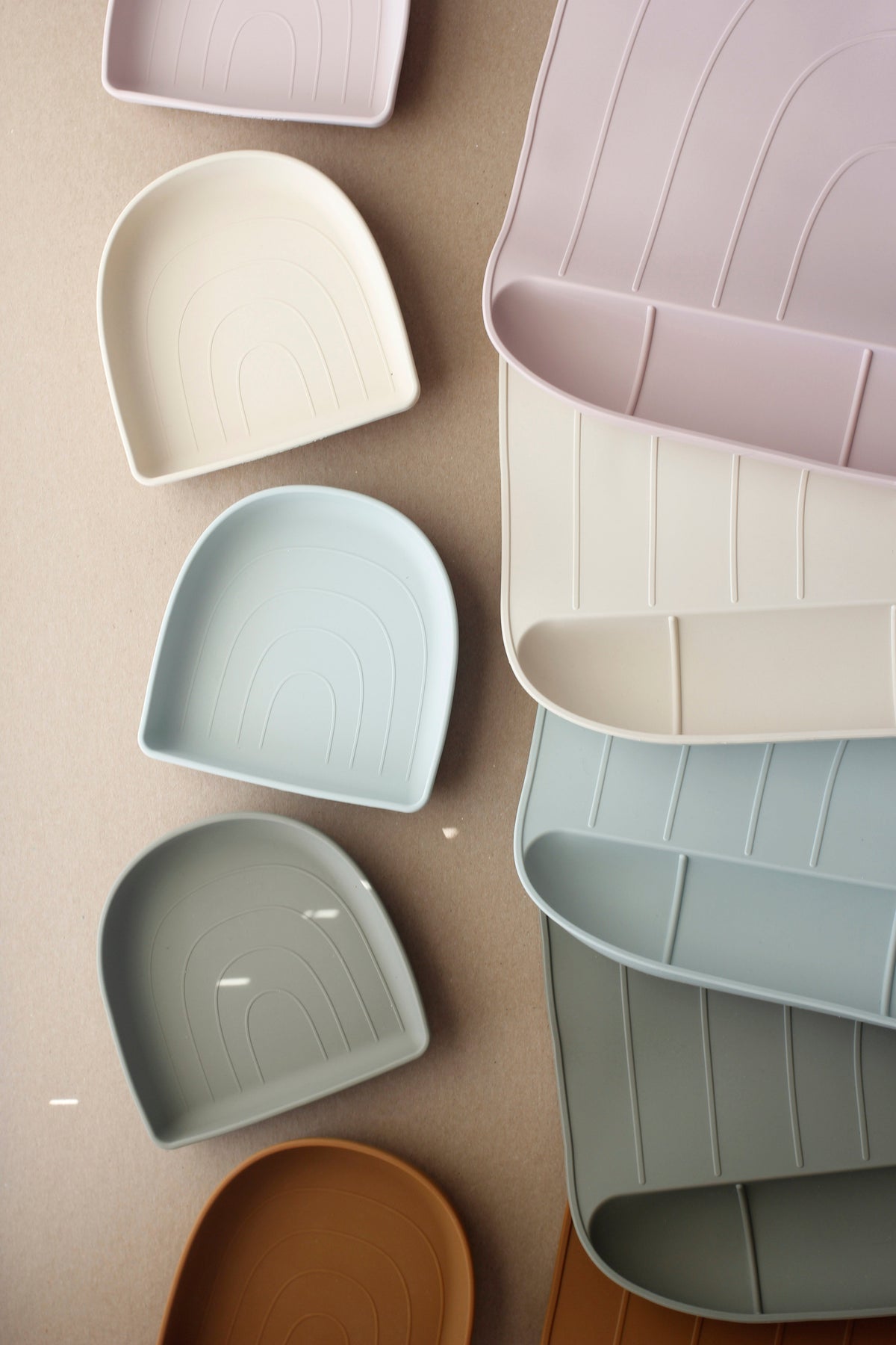 littleCHEW Rainbow Silicone Mat - Clay