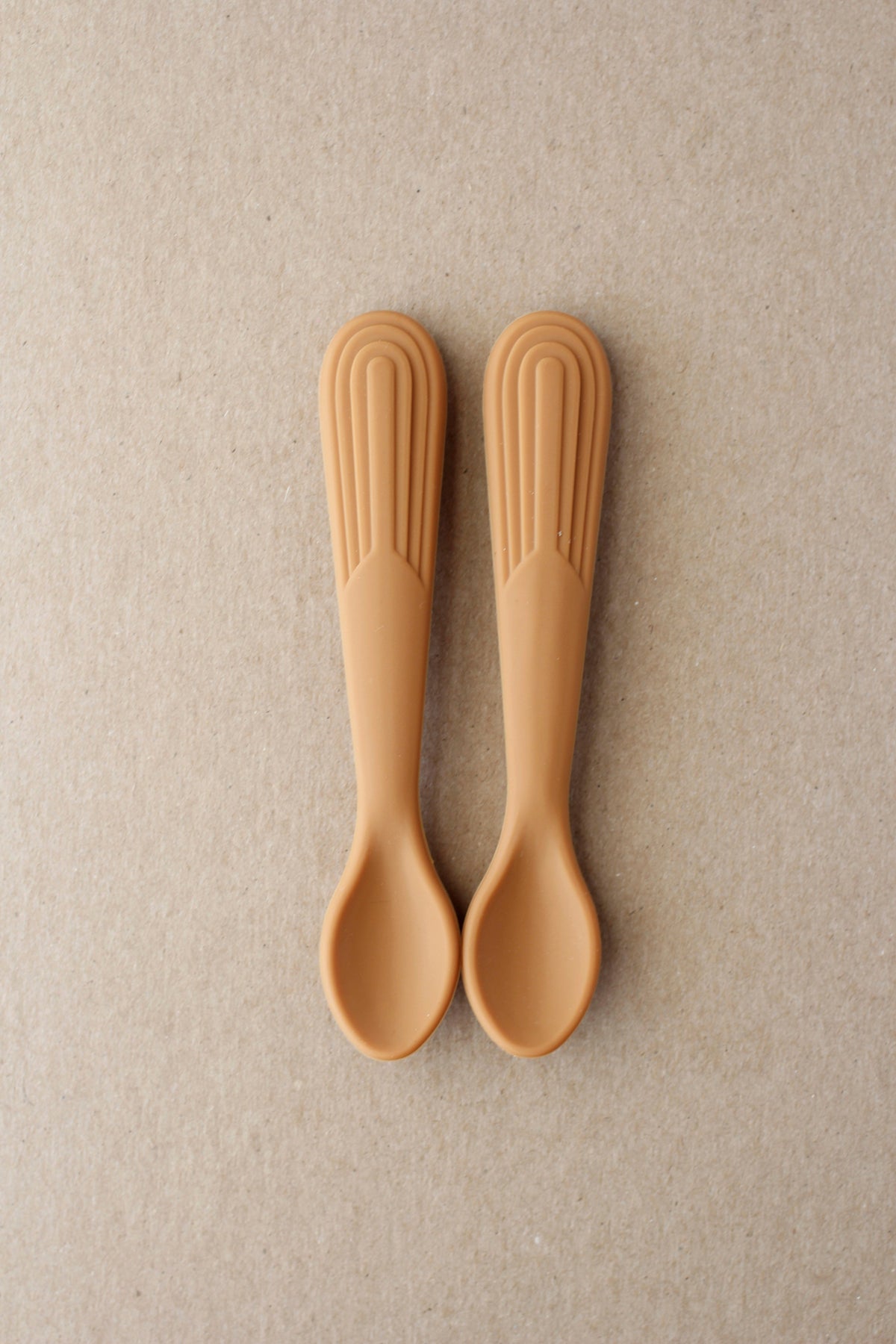 littleCHEW Rainbow Silicone Spoon - Biscuit
