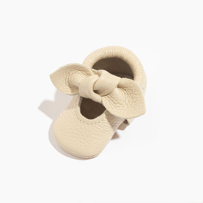 Freshly Picked Newborn Birch Knotted Bow Baby Shoe