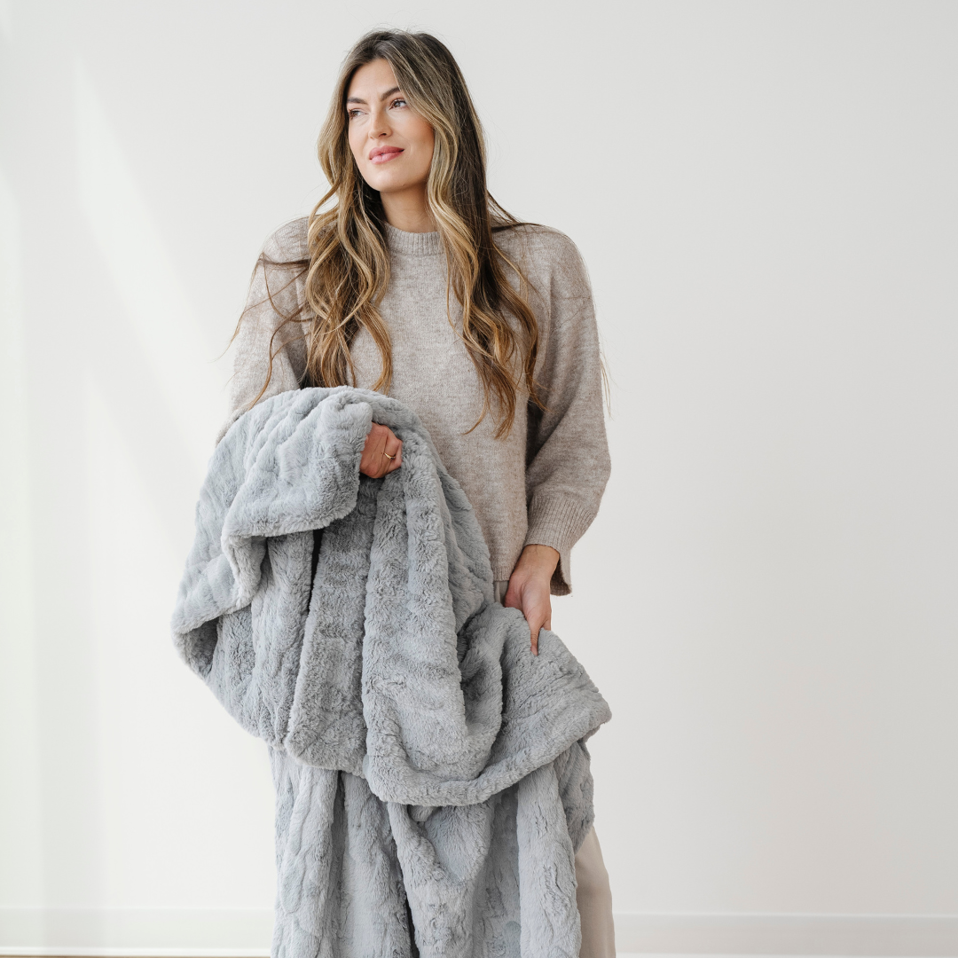Saranoni Patterned Faux Fur XL Throw Blankets