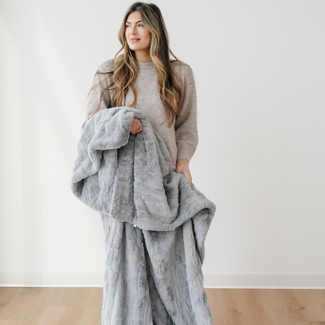 Saranoni Patterned Faux Fur XL Throw Blankets