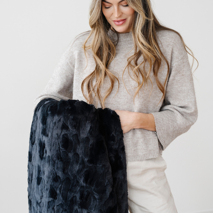 Saranoni Patterned Faux Fur XL Throw Blankets