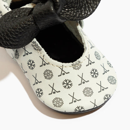 Freshly Picked Power Play Knotted Bow Baby Shoe