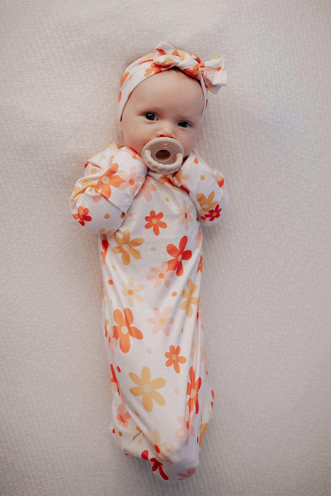 Three Little Tots 70s Groovy Knotted Newborn Headband Bow