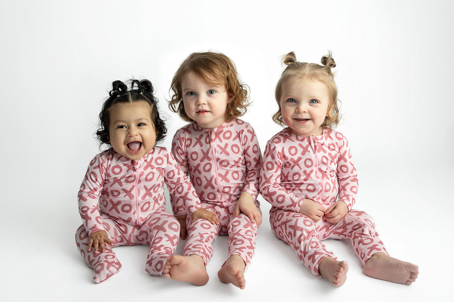 Three Little Tots Valentine's Day XOXO Bamboo Newborn Zipper Pajamas Sleepers
