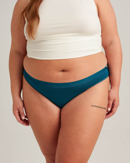 Saalt Leakproof Comfort Thong Period Underwear