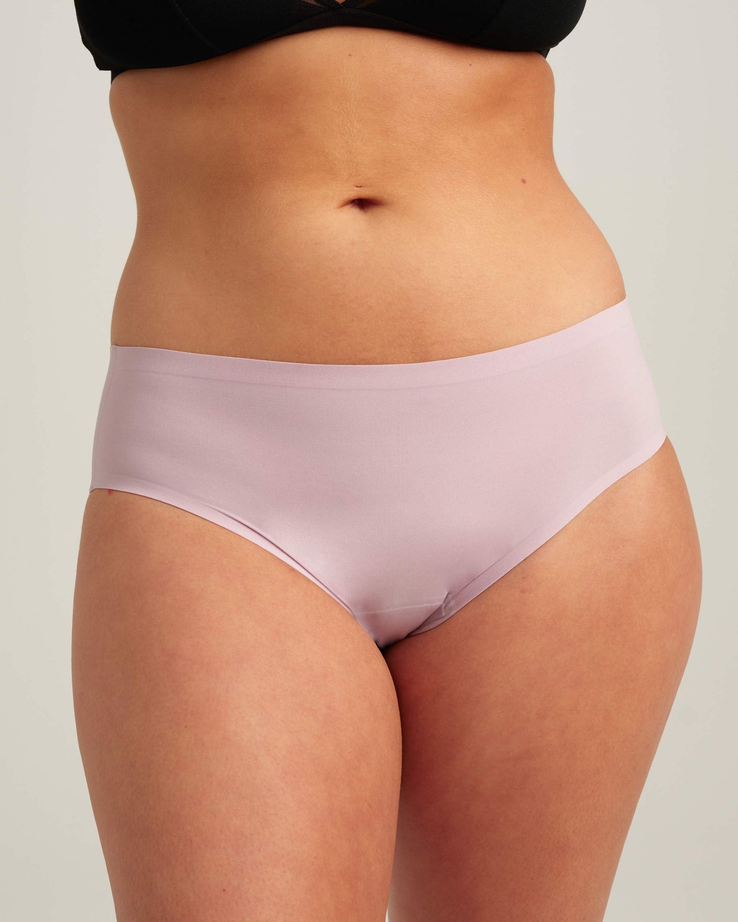 Saalt Leakproof Seamless Brief Period Underwear